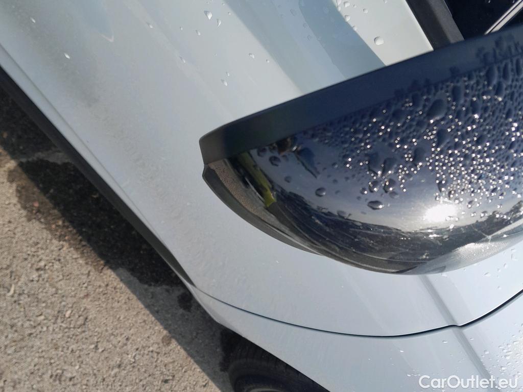  Renault  Clio RENAULT  / 2019 / 5P / berlina con portón Intens TCe 67 kW (91CV) #17