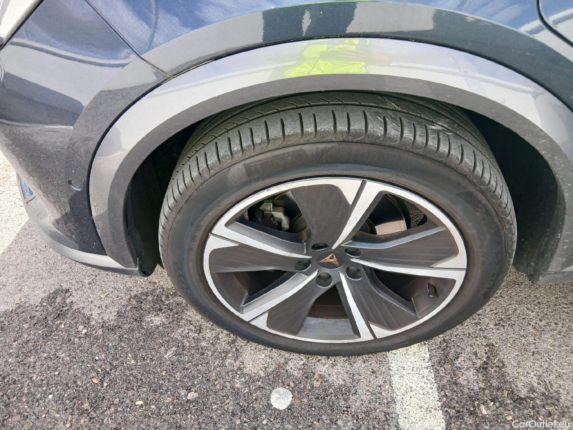  Cupra  Formentor CUPRA  / 2020 / 5P / todoterreno 1.4 e-Hybrid 150kW (204 CV) DSG (AC) #2