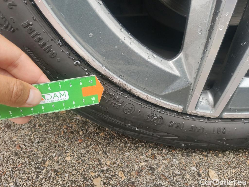  Mercedes  A-Klasse MERCEDES-BENZ Clase A / 2018 / 5P / berlina con portón A 200 d #8