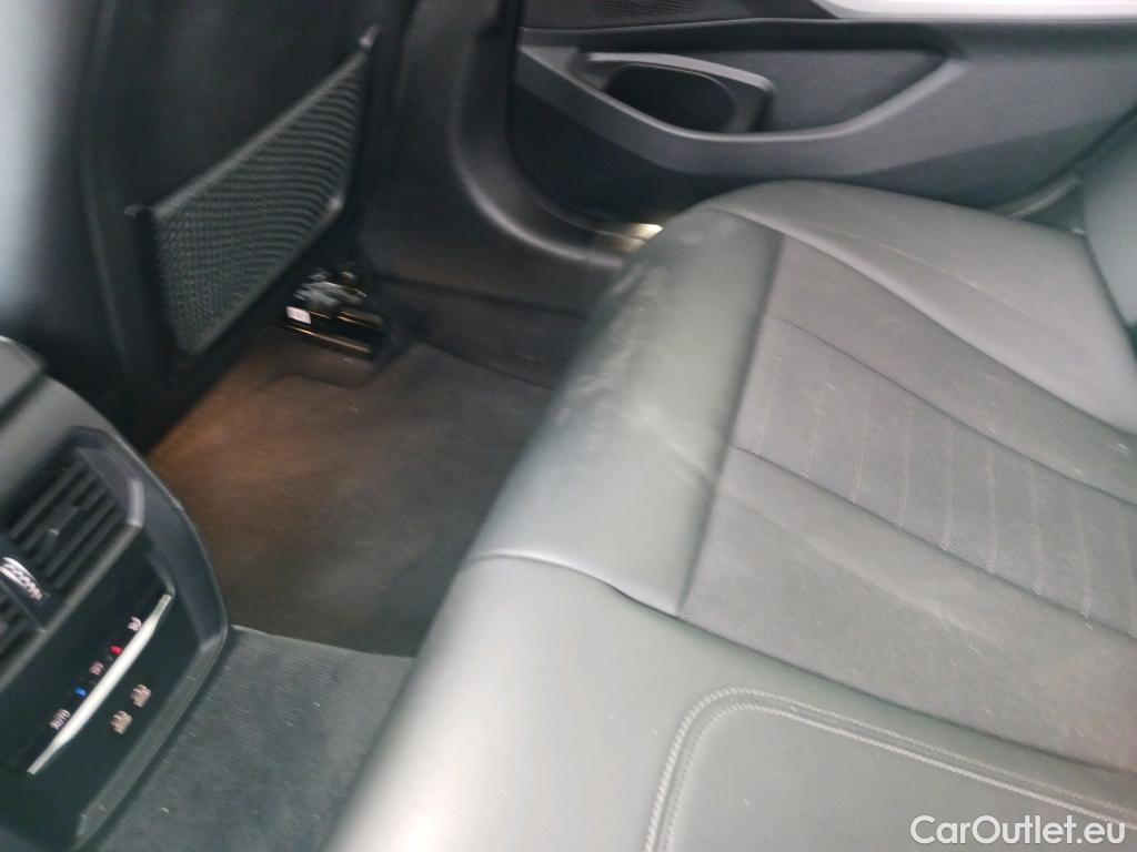  Bmw  Serie 3 BMW  / 2019 / 5P / familiar 318d Auto.Touring #15