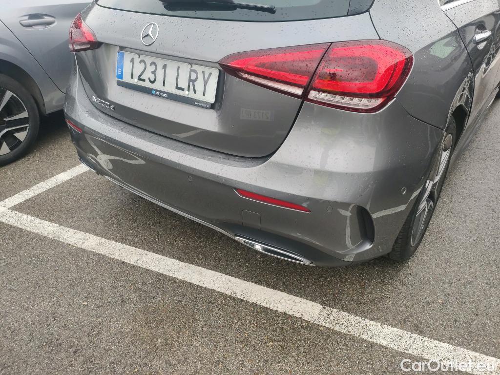  Mercedes  A-Klasse MERCEDES-BENZ Clase A / 2018 / 5P / berlina con portón A 200 d #28