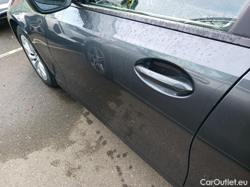  Bmw  Serie 3 BMW  / 2019 / 5P / familiar 318d Auto.Touring #3