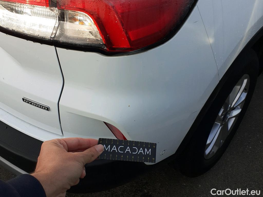  Ford  Kuga FORD  / 2019 / 5P / todoterreno Titanium 2.5 Duratec FHEV 140kW Auto #27