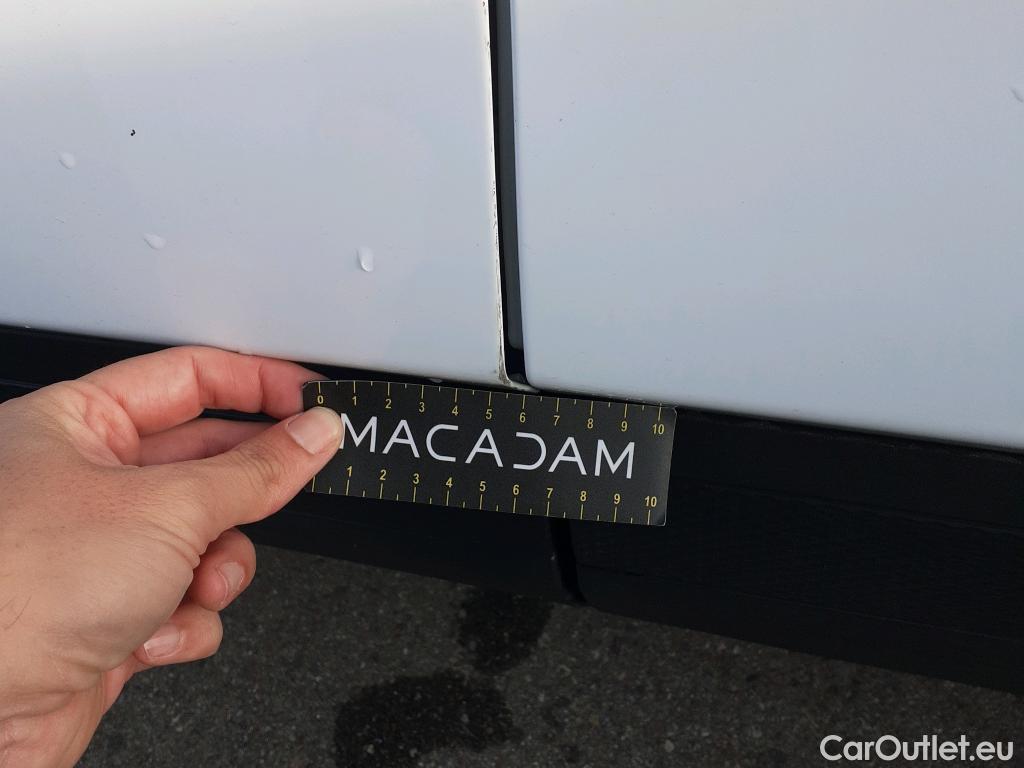  Ford  Kuga FORD  / 2019 / 5P / todoterreno Titanium 2.5 Duratec FHEV 140kW Auto #10