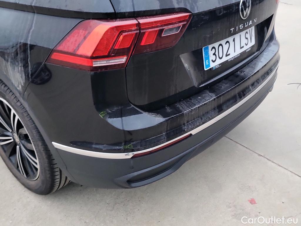 Volkswagen  Tiguan VOLKSWAGEN  / 2020 / 5P / todoterreno Life 2.0 TDI 110kW (150CV) DSG (AC2) #14