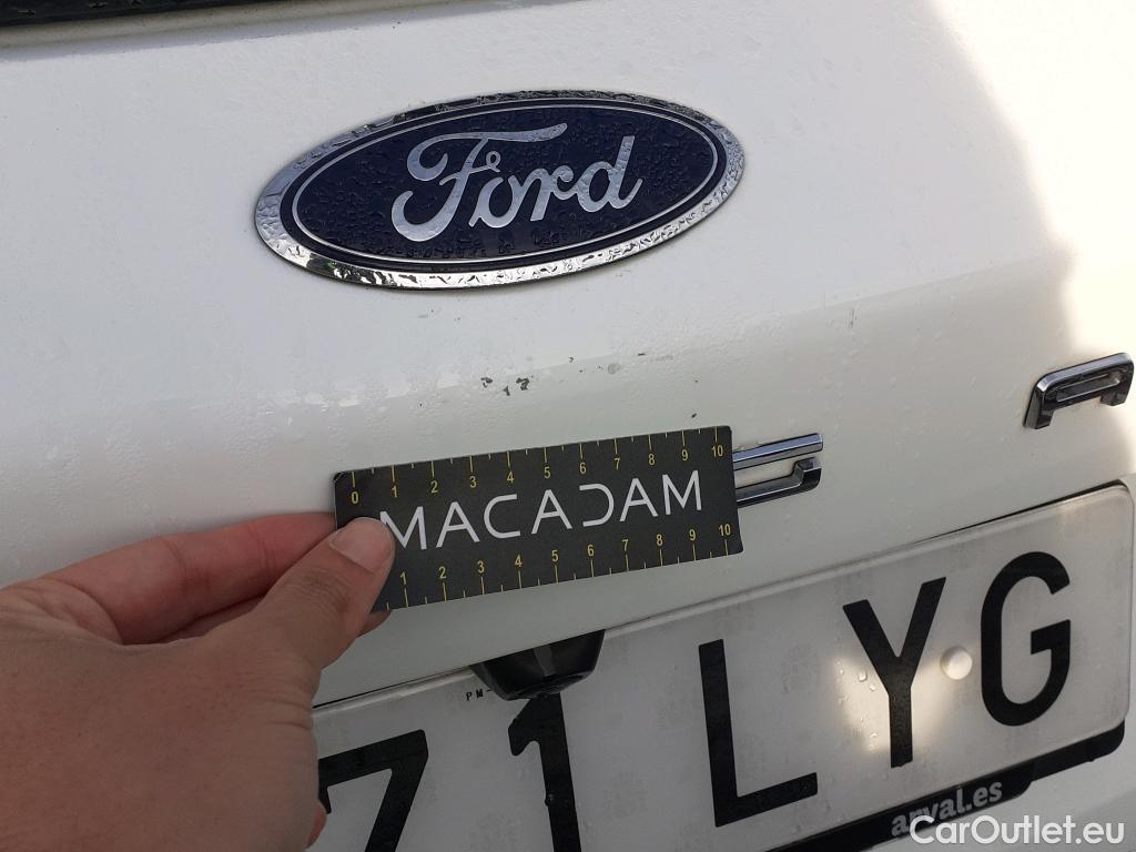  Ford  Kuga FORD  / 2019 / 5P / todoterreno Titanium 2.5 Duratec FHEV 140kW Auto #7