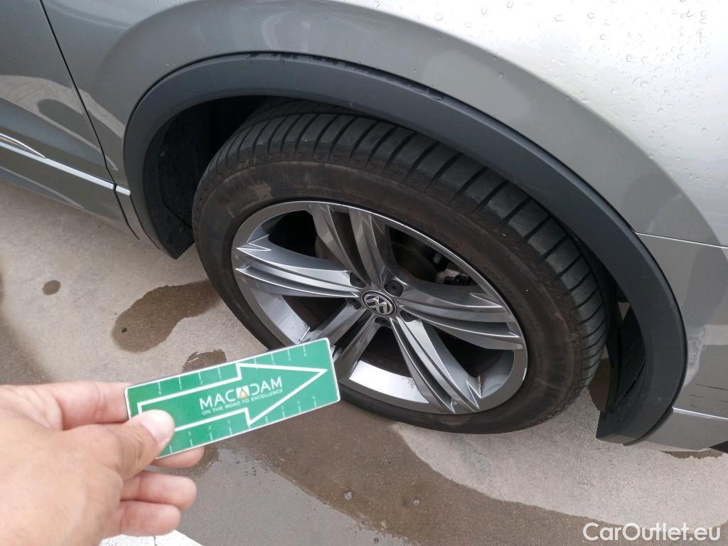  Volkswagen  Tiguan VOLKSWAGEN  / 2016 / 5P / todoterreno Advance 2.0 TDI 110kW (150CV) DSG #27