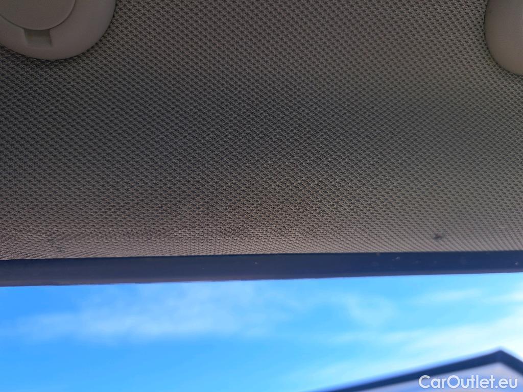  Mini  Cooper MINI MINI / 2014 / 5P / berlina con portón ONE 5 PUERTAS (CX) #10