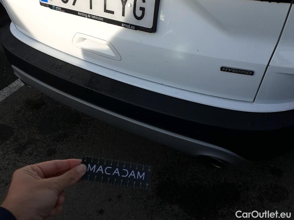  Ford  Kuga FORD  / 2019 / 5P / todoterreno Titanium 2.5 Duratec FHEV 140kW Auto #35