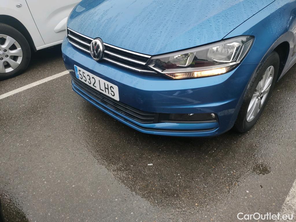  Volkswagen  Touran VOLKSWAGEN  / 2015 / 5P / monovolumen compacto Advance 2.0 TDI 110kW (150CV) #15