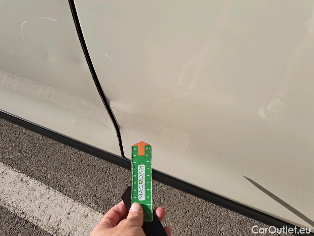  Mini  Cooper MINI MINI / 2014 / 5P / berlina con portón ONE 5 PUERTAS (CX) #13