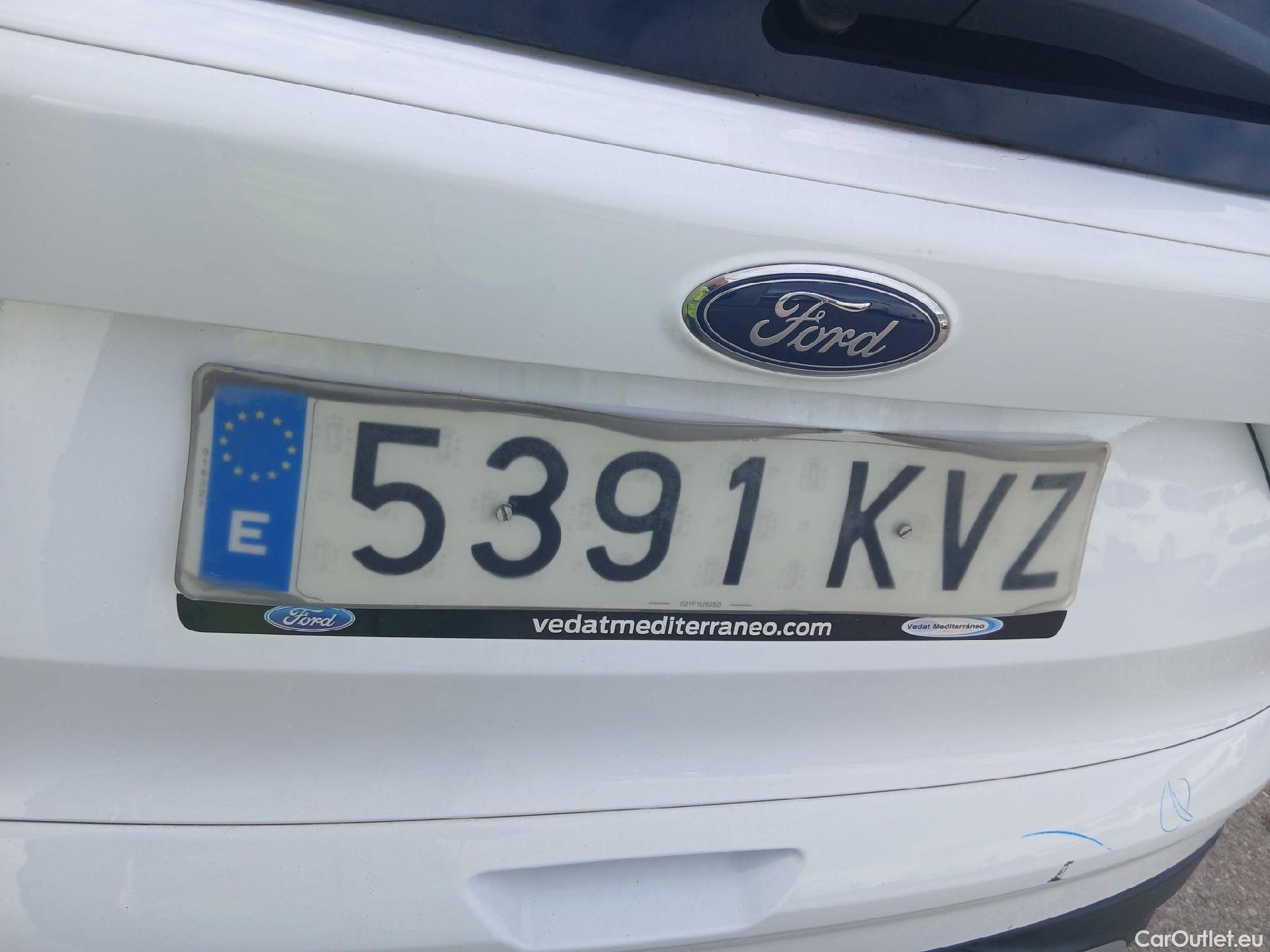  Ford  Kuga FORD  / 2016 / 5P / todoterreno 1.5 EcoBoost 88kW 4x2 Trend+ (CX) #21