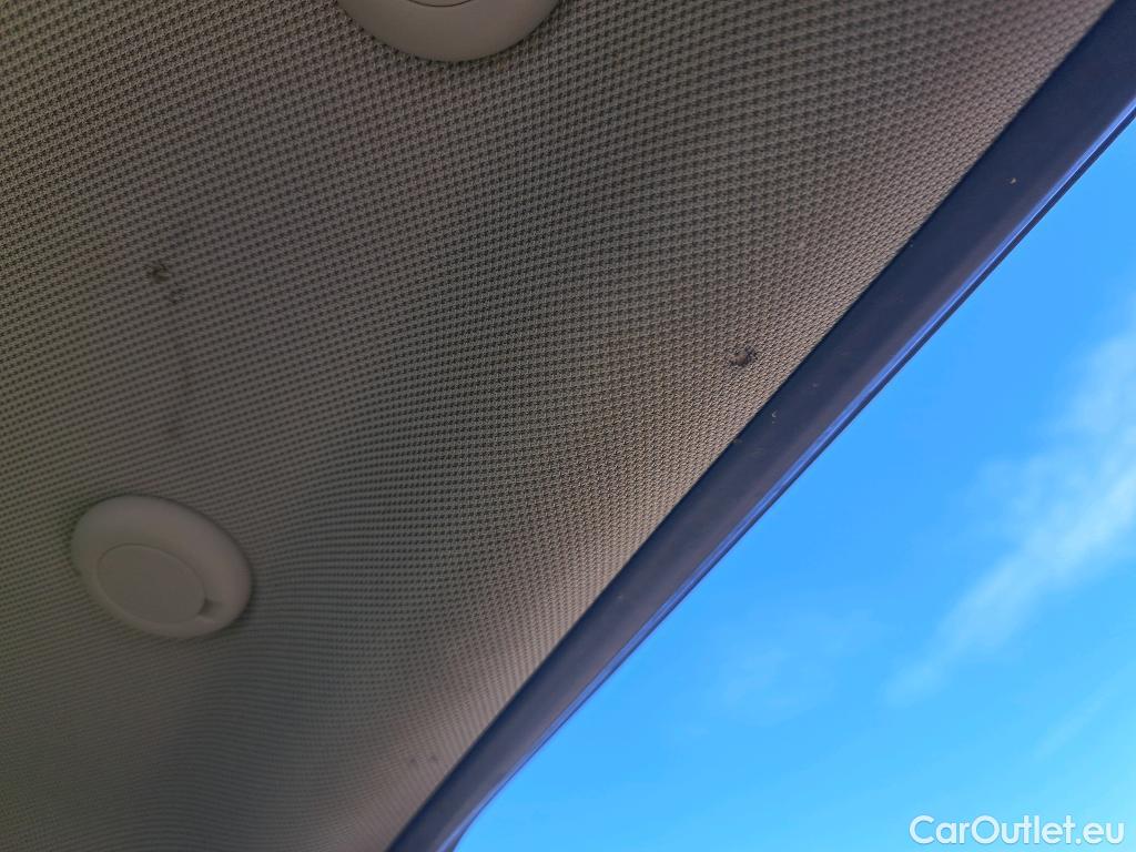  Mini  Cooper MINI MINI / 2014 / 5P / berlina con portón ONE 5 PUERTAS (CX) #11
