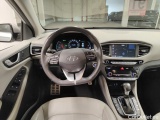  Hyundai   Ioniq Hyundai 1.6 Plug-in Hybride Executive 5d #9