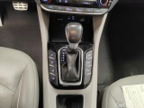  Hyundai   Ioniq Hyundai 1.6 Plug-in Hybride Executive 5d #27