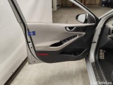  Hyundai   Ioniq Hyundai 1.6 Plug-in Hybride Executive 5d #44