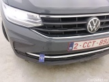  Volkswagen  Tiguan Volkswagen  2.0 TDI 110kW DSG Life Business 5d #90