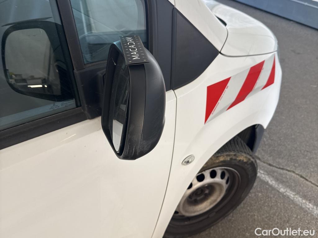  Citroen  Berlingo  Fourgon Worker M 1000 1.2 PureTech 130CV BVA8 E6d #30