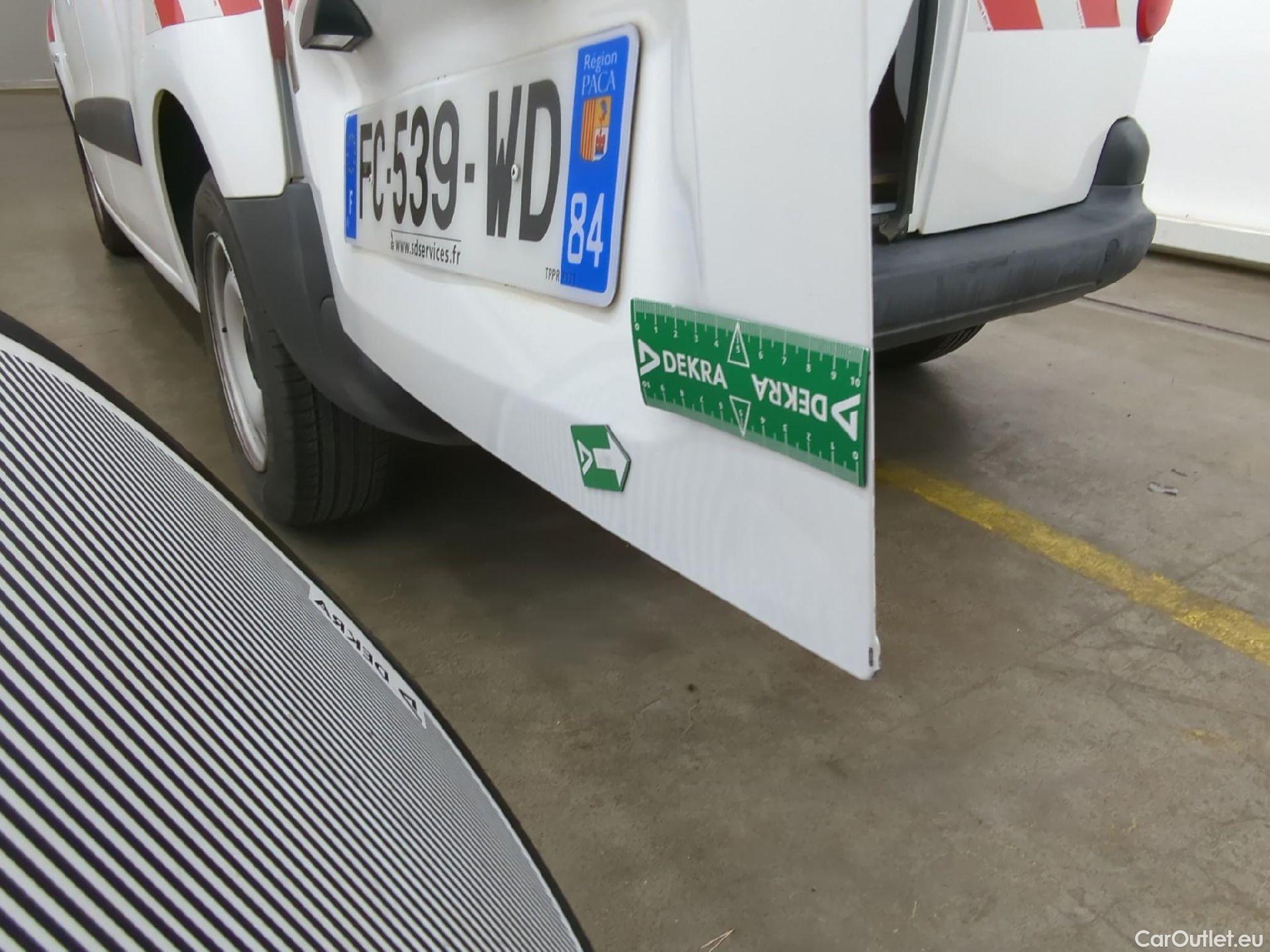  Citroen  Berlingo  Fourgon Club L1 (Court) 1.6 BlueHDi 100CV BVM5 E6 #25
