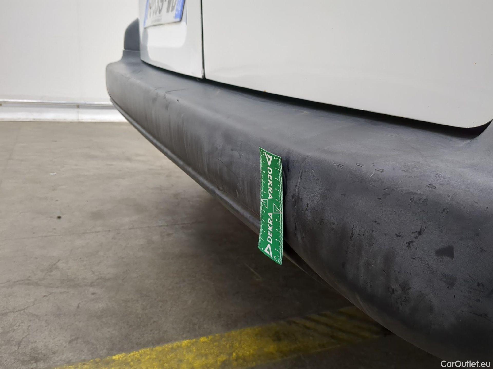  Citroen  Berlingo  Fourgon Club L1 (Court) 1.6 BlueHDi 100CV BVM5 E6 #27