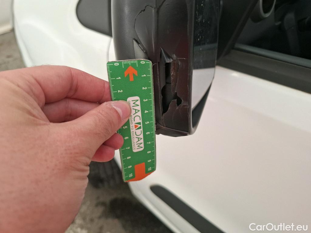  Citroen  Berlingo  Fourgon Club L1 (Court) 1.6 BlueHDi 100CV BVM5 E6 #15