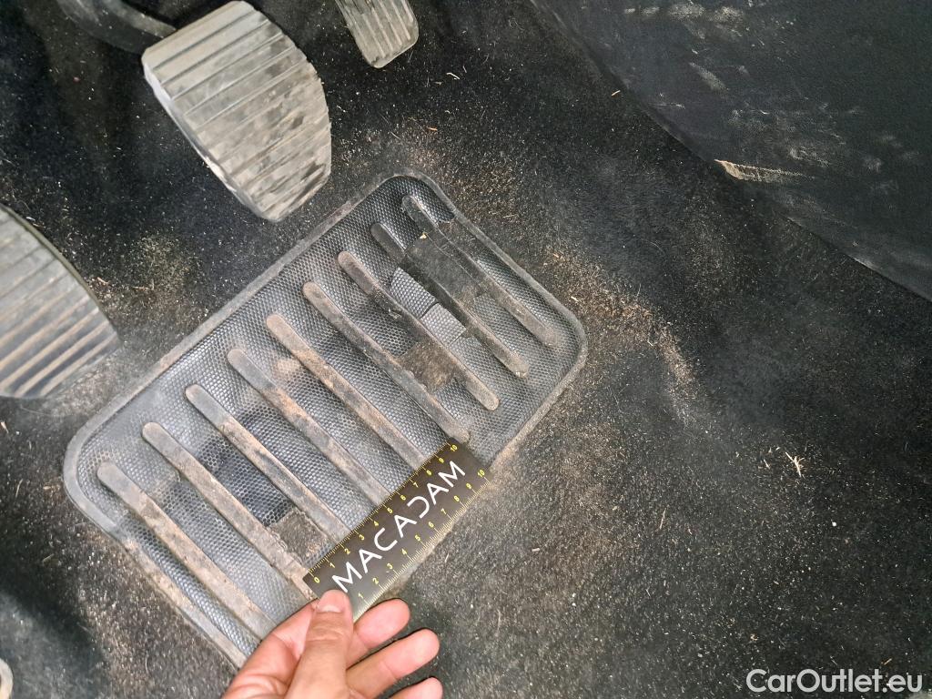  Citroen  C4 Cactus  Feel 1.2 PureTech 80CV BVM5 E6 #2