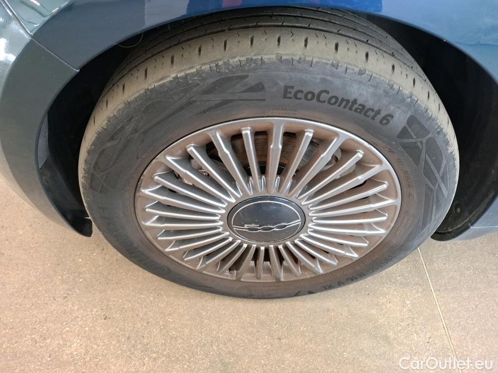  Fiat  500 FIAT   2020  3P  Berline 42kWh Icône #22