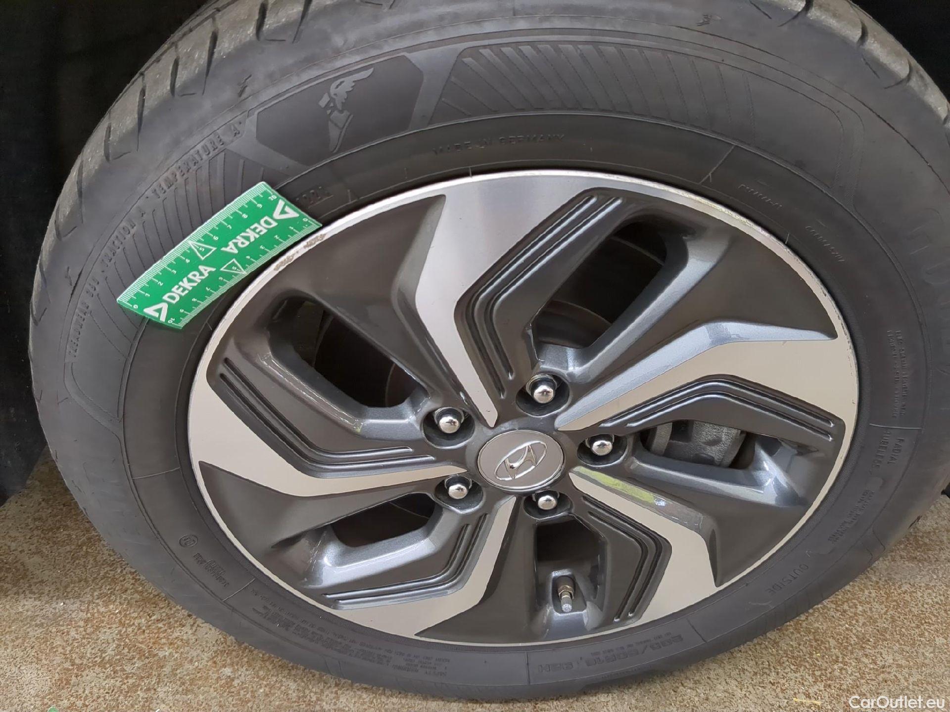  Hyundai  Konna Kona Business Hybrid 2WD 1.6 GDI 140CV BVA6 E6d #1