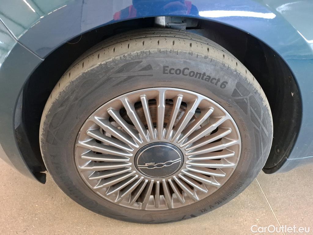  Fiat  500 FIAT   2020  3P  Berline 42kWh Icône #23