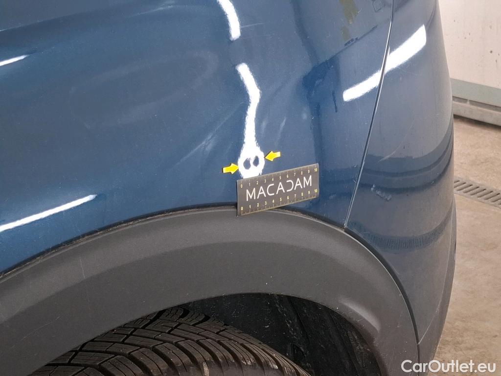  Peugeot  3008  GT 1.2 PureTech 130CV BVA8 E6d #33