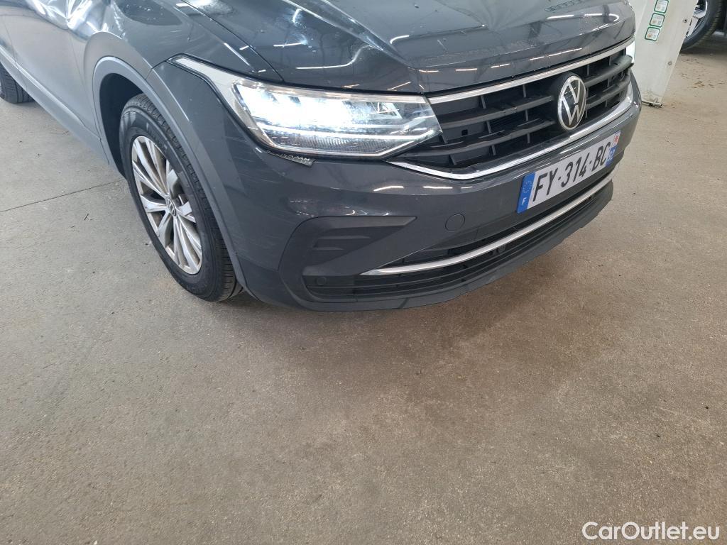  Volkswagen  Tiguan VOLKSWAGEN  / 2020 / 5P / SUV 1.5 TSI 150 DSG7 Life Busines #4