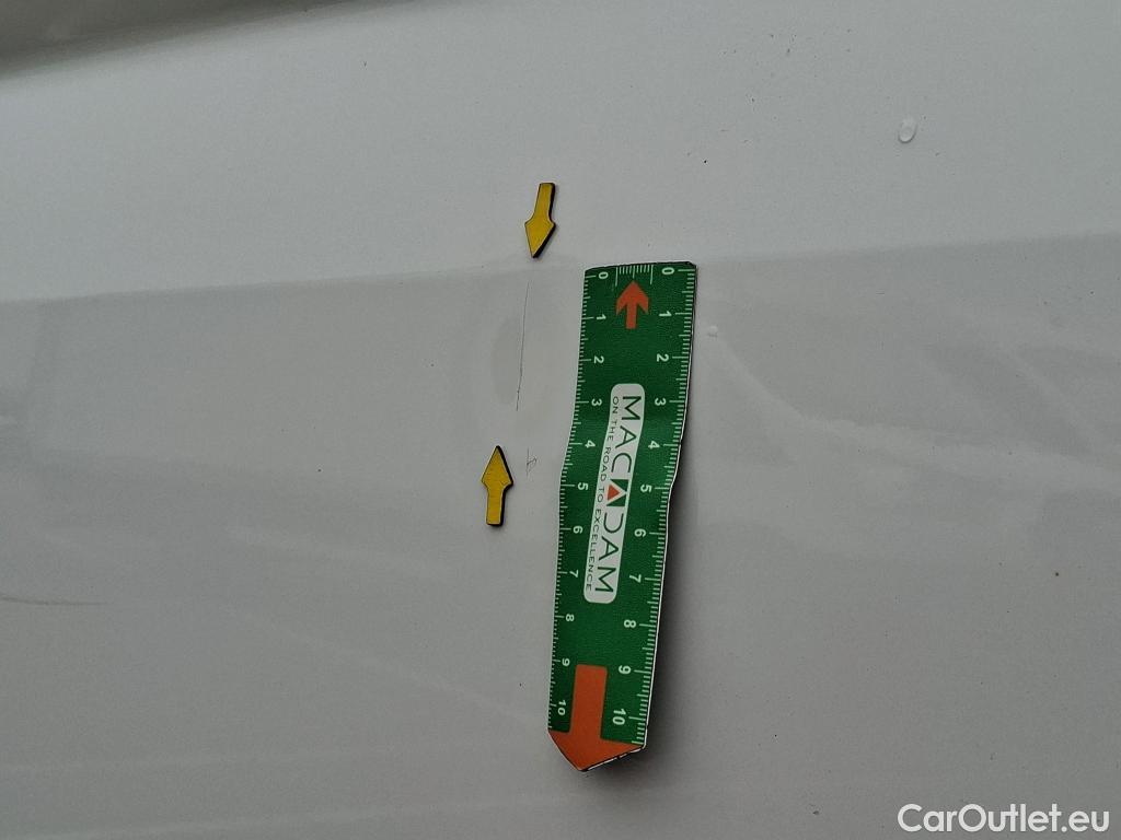  Volkswagen  Crafter  Fourgon Fourgon 30 mittlerer Radstand mit Hochdach FWD 2.0 #32
