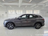  Alfa Romeo   STELVIO ALFA ROMEO / 2017 / 5P / SUV 2.2 TURBO DIESEL 160CV BUSINESS AT8 RWD #8