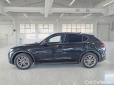  Alfa Romeo   STELVIO ALFA ROMEO / 2017 / 5P / SUV 2.2 TURBO DIESEL 190CV BUSINESS AT8 Q4 #8