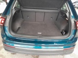  Volkswagen  Tiguan VOLKSWAGEN  / 2020 / 5P / SUV 2.0 TDI SCR 110KW LIFE DSG #141