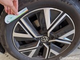  Volkswagen  Touran VOLKSWAGEN  / 2015 / 5P / MONOVOLUME 2.0 TDI SCR EXECUTIVE DSG #35