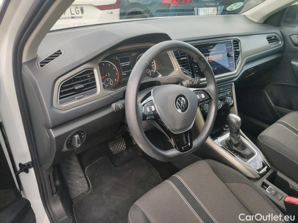  Volkswagen  T-ROC VOLKSWAGEN  / 2017 / 5P / todoterreno Advance Style 1.5 TSI 110kW DSG #11