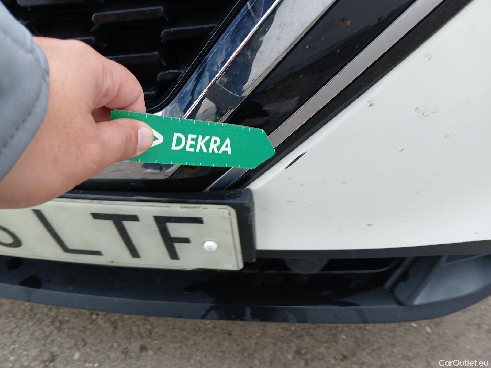  Nissan  Qashqai NISSAN  / 2021 / 5P / todoterreno DIG-T 103kW (140CV) mHEV 4x2 Acenta #11