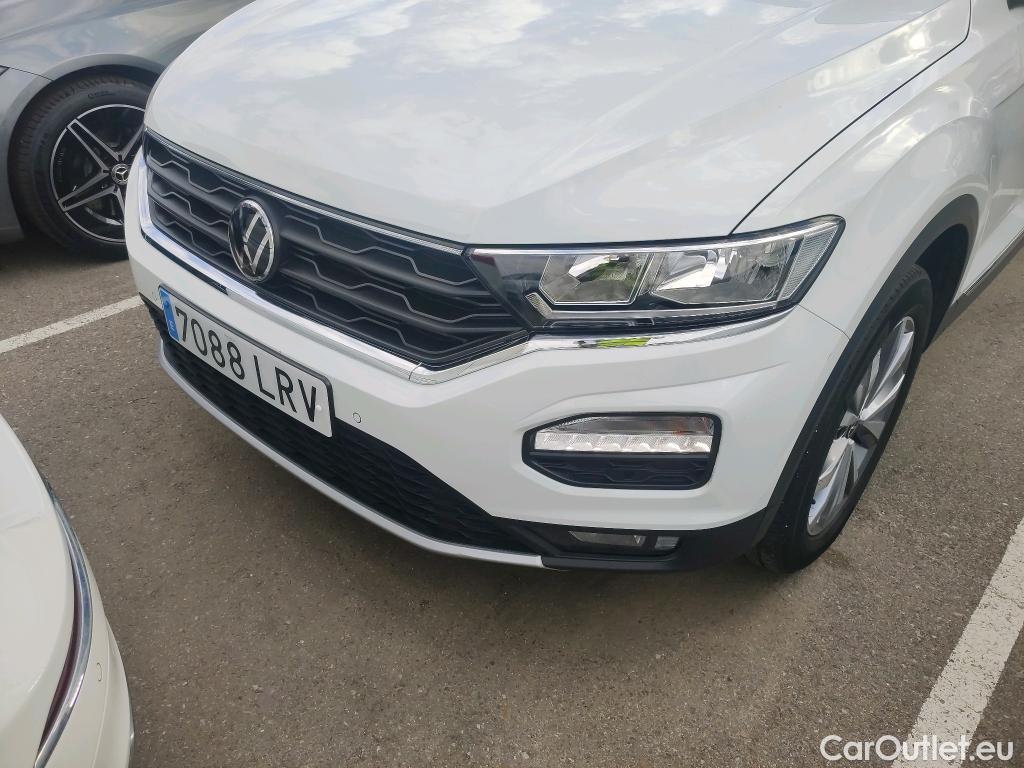  Volkswagen  T-ROC VOLKSWAGEN  / 2017 / 5P / todoterreno Advance Style 1.5 TSI 110kW DSG #13