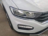  Volkswagen  T-ROC VOLKSWAGEN  / 2017 / 5P / todoterreno Advance Style 1.5 TSI 110kW DSG #16
