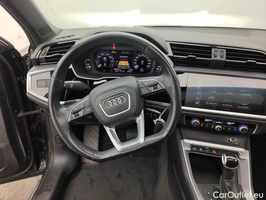 Audi  Q3 Audi  Sportback 45 TFSI e S tronic S Line 5d #23