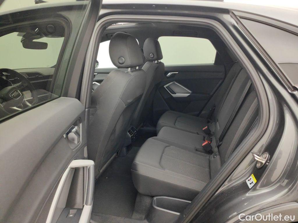 Audi  Q3 Audi  Sportback 45 TFSI e S tronic S Line 5d #10