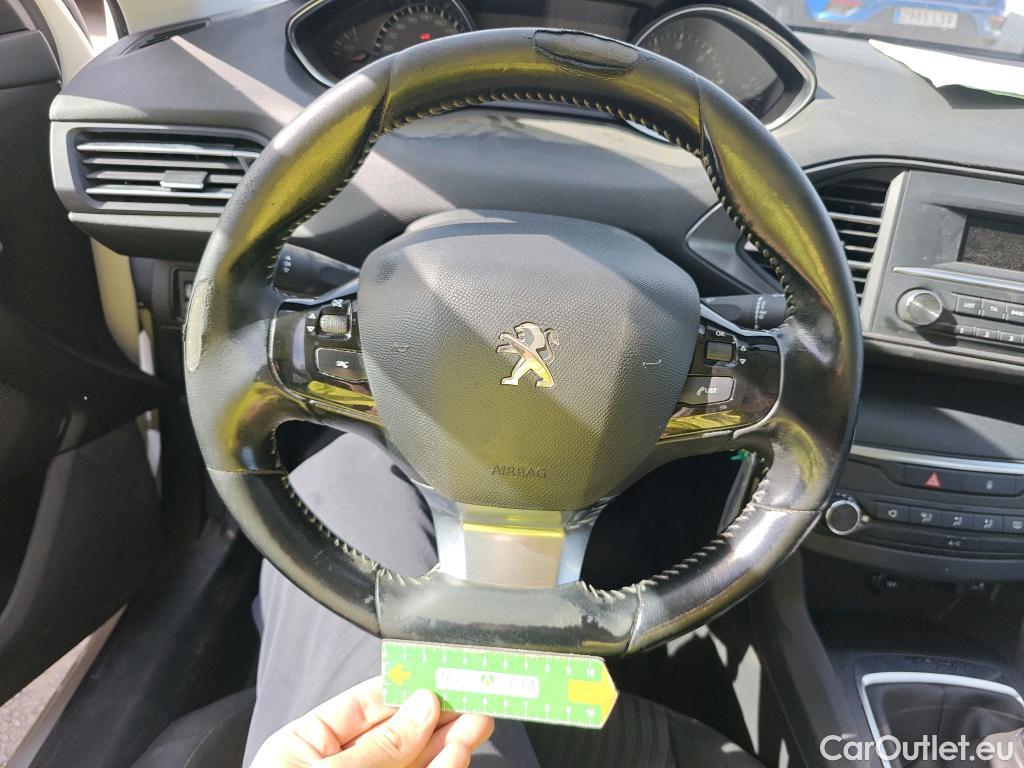  Peugeot  308 PEUGEOT  5P 2G FAMILIAR SW Access 1.6 BlueHDI 73KW (100CV) #1