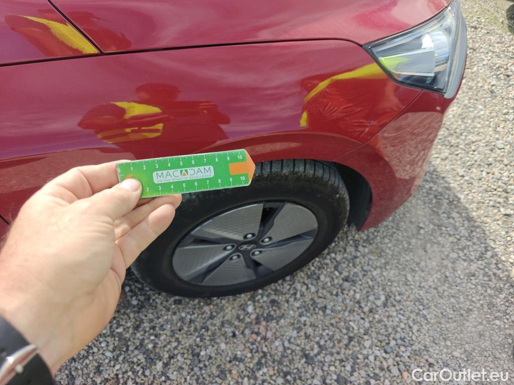  Hyundai   Ioniq HYUNDAI / 2019 / 5P / berlina con portón 1.6 GDI HEV Klass DCT #39