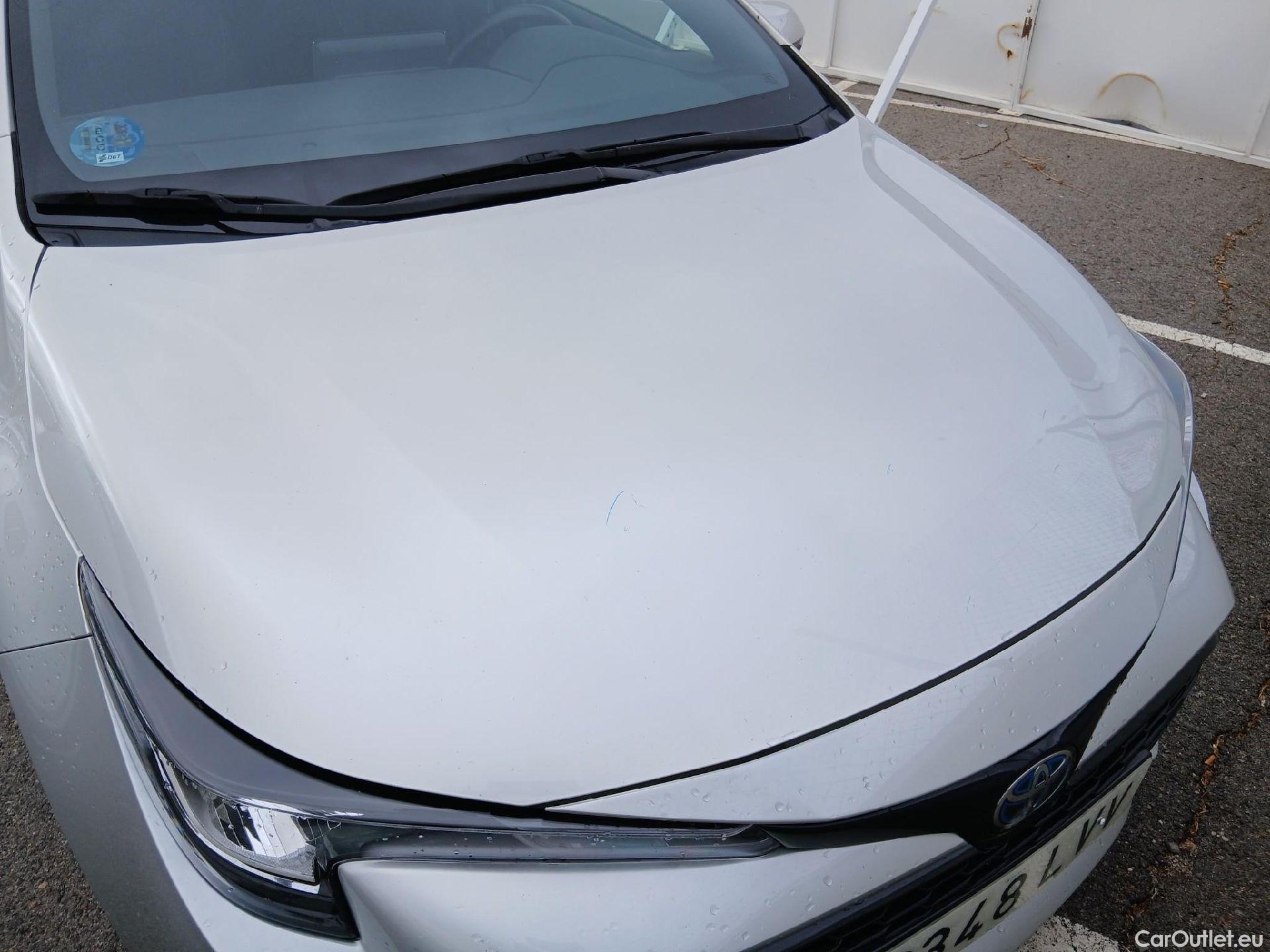  Toyota  Corolla TOYOTA  / 2019 / 5P / familiar 1.8 125H ACTIVE TECH E-CVT TOU SPORT #6