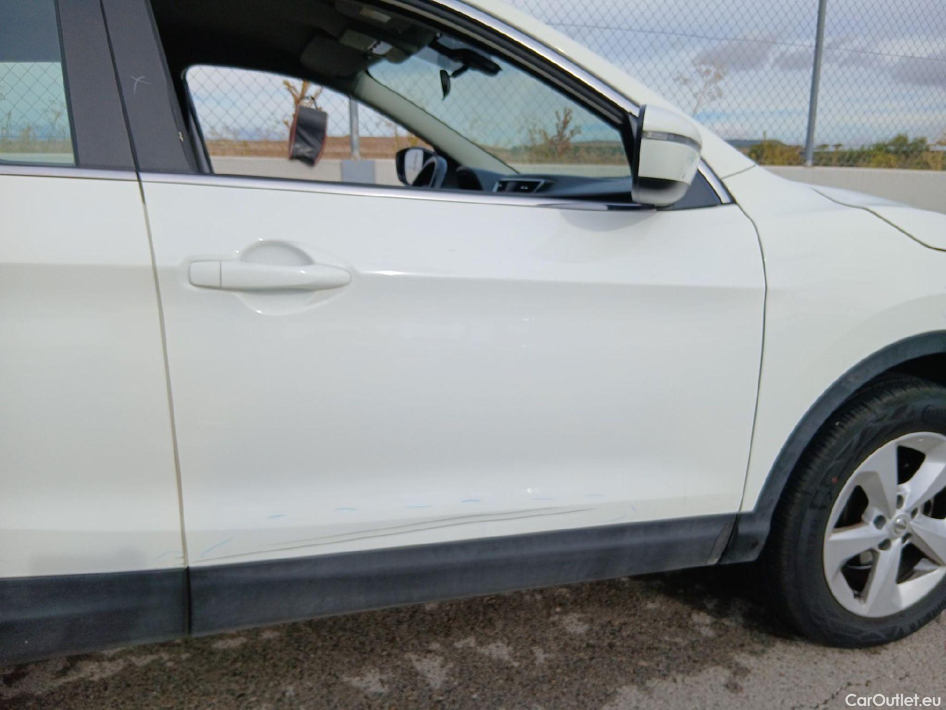  Nissan  Qashqai NISSAN  / 2017 / 5P / todoterreno DIG-T 103 kW (140 CV) E6D ACENTA #35