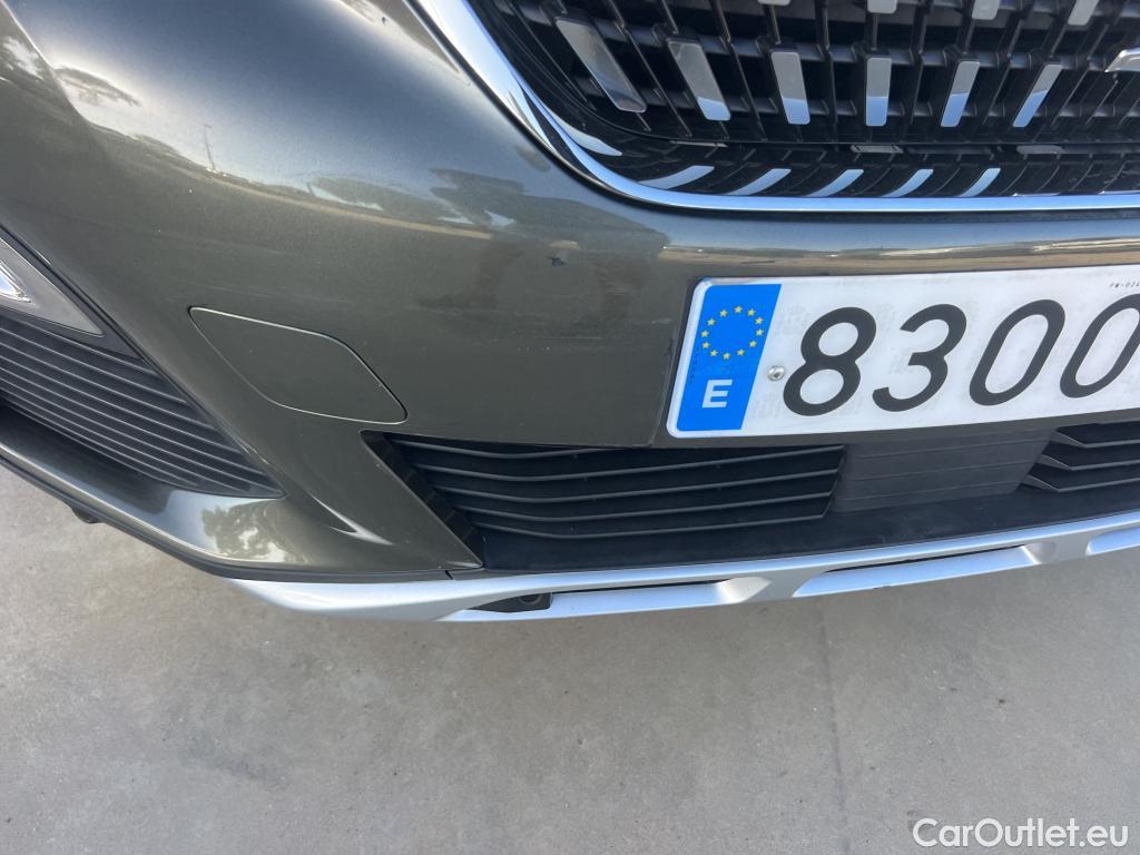  Peugeot  3008 PEUGEOT  / 2016 / 5P / todoterreno 1.5 BlueHDi 96kW (130CV) S&S Allure EAT8 #26