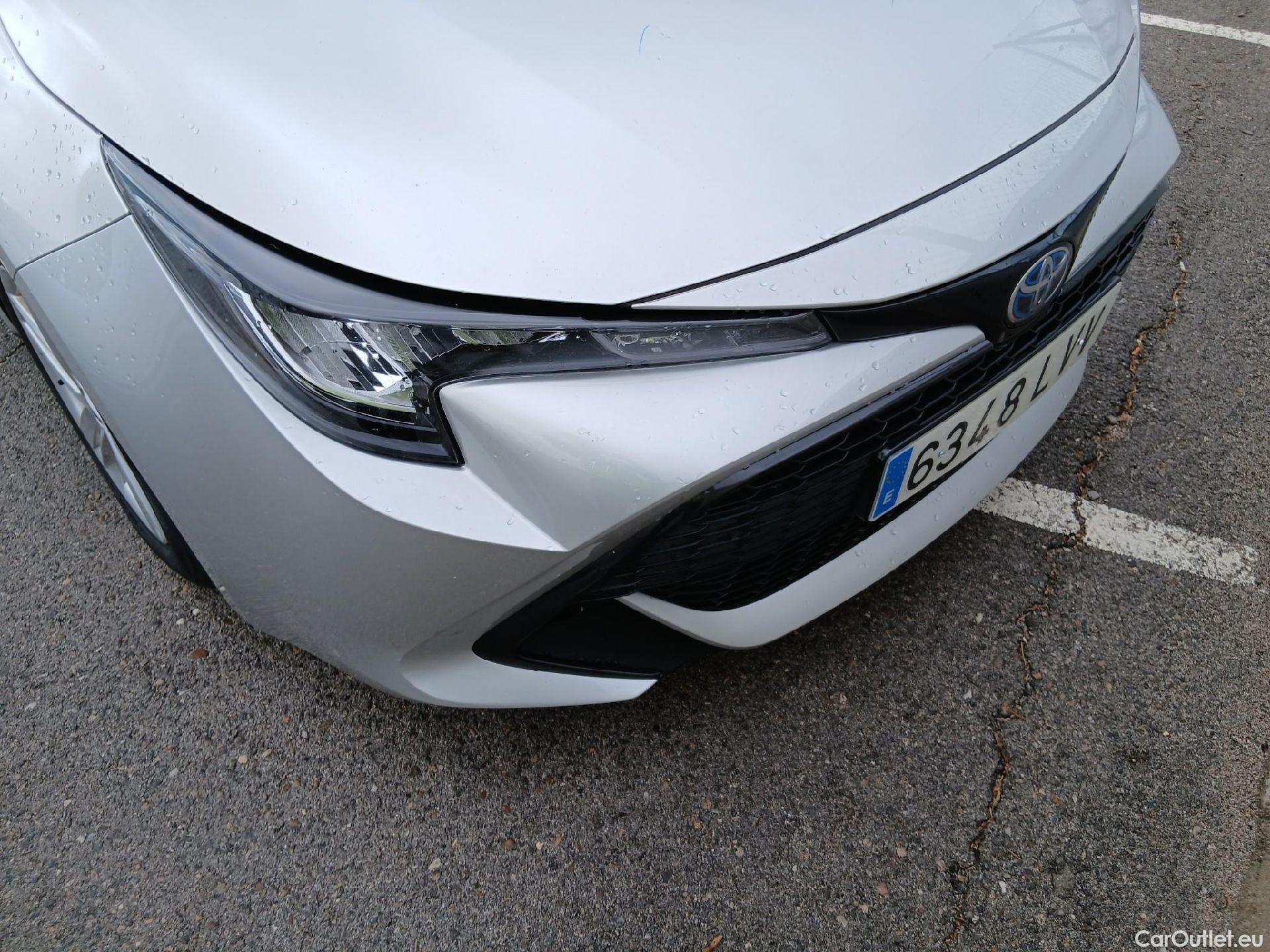  Toyota  Corolla TOYOTA  / 2019 / 5P / familiar 1.8 125H ACTIVE TECH E-CVT TOU SPORT #4