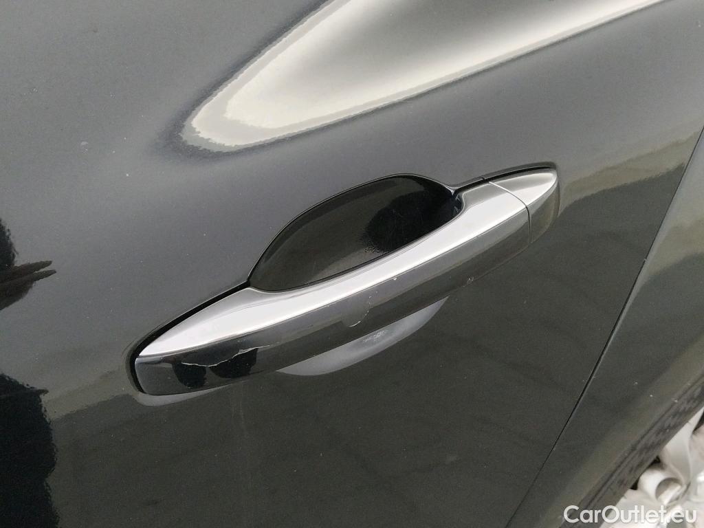  Renault  Megane RENAULT Mégane / 2015 / 5P / familiar Sp. Tourer Zen En. dCi 96kW (130CV) #32