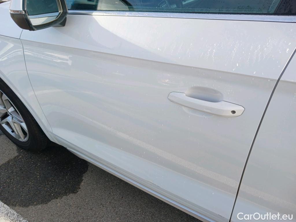  Audi  Q5 AUDI  / 2020 / 5P / todoterreno Advanced 35 TDI 120kW S tronic (AC2) #5